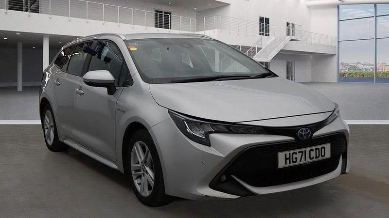 Silver Used 2022 Toyota Corolla Estate | £16,490 (Fair price) - Image 1/3