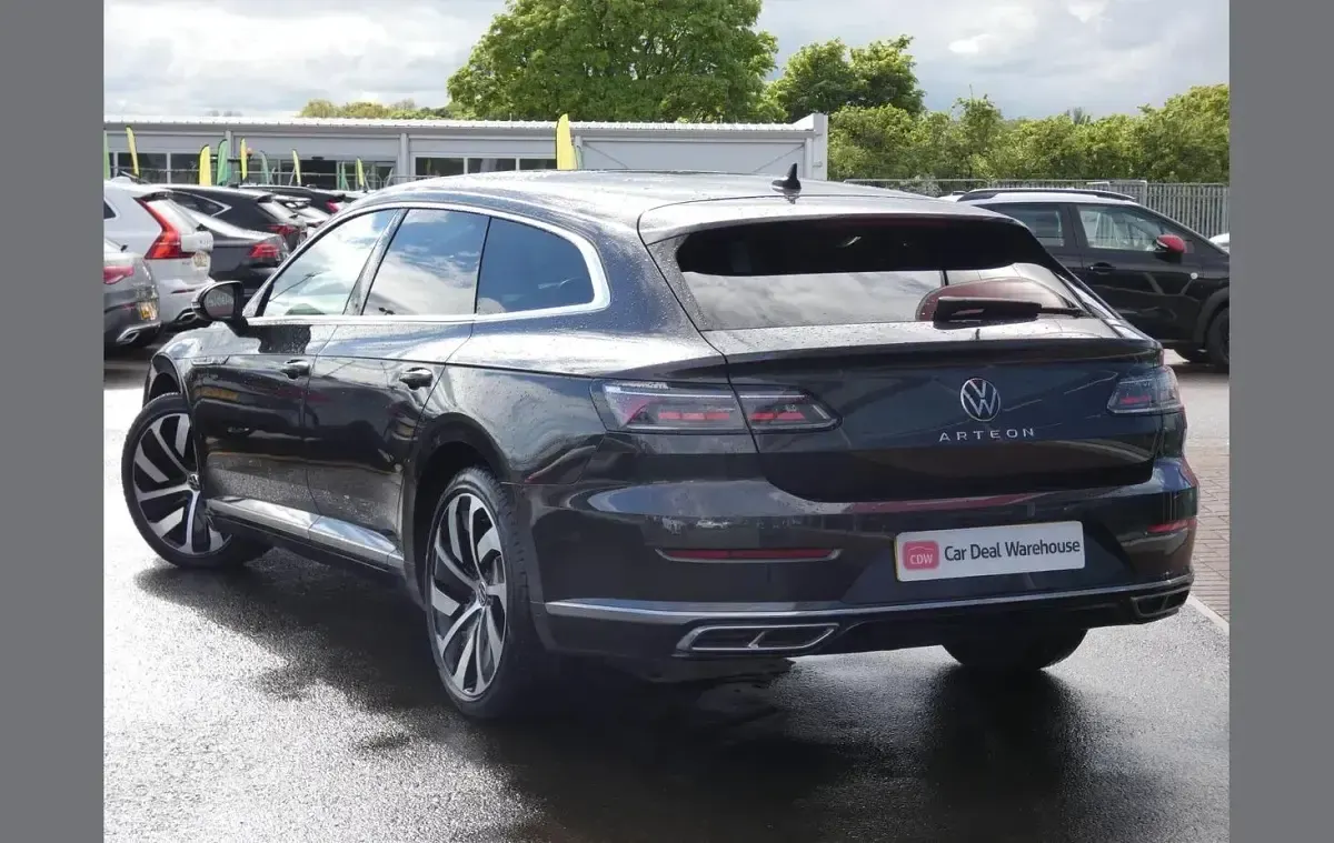 Begagnad VW Arteon R-line 147 HK (108 kW) 2021 Grå Halvkombi