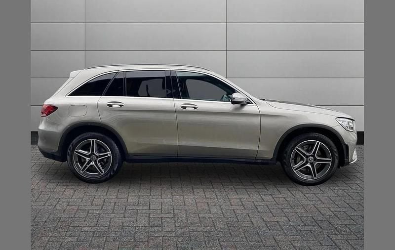 Used Mercedes GLC220 AMG line 191 HP (140 kW) 2019 Silver SUV