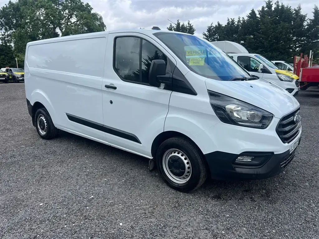 Used Ford Transit Custom 130 HP (95 kW) 2023 White Van