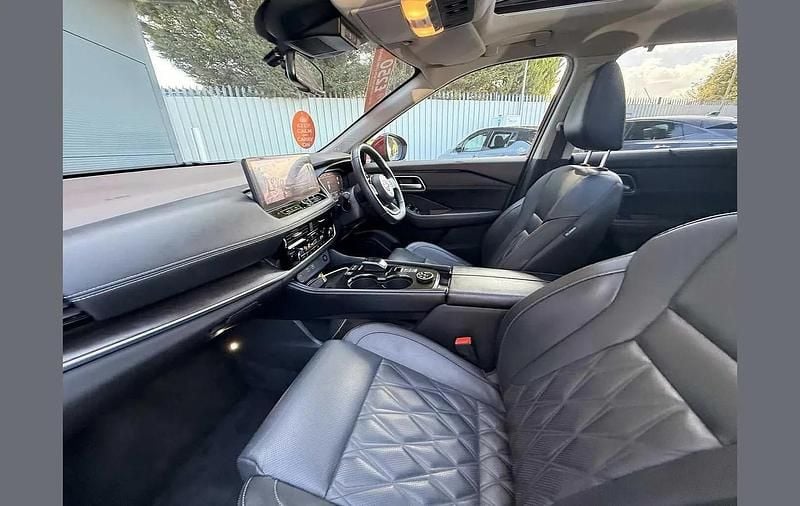 Used Nissan X-Trail Tekna+ 204 HP (150 kW) 2023 Red SUV