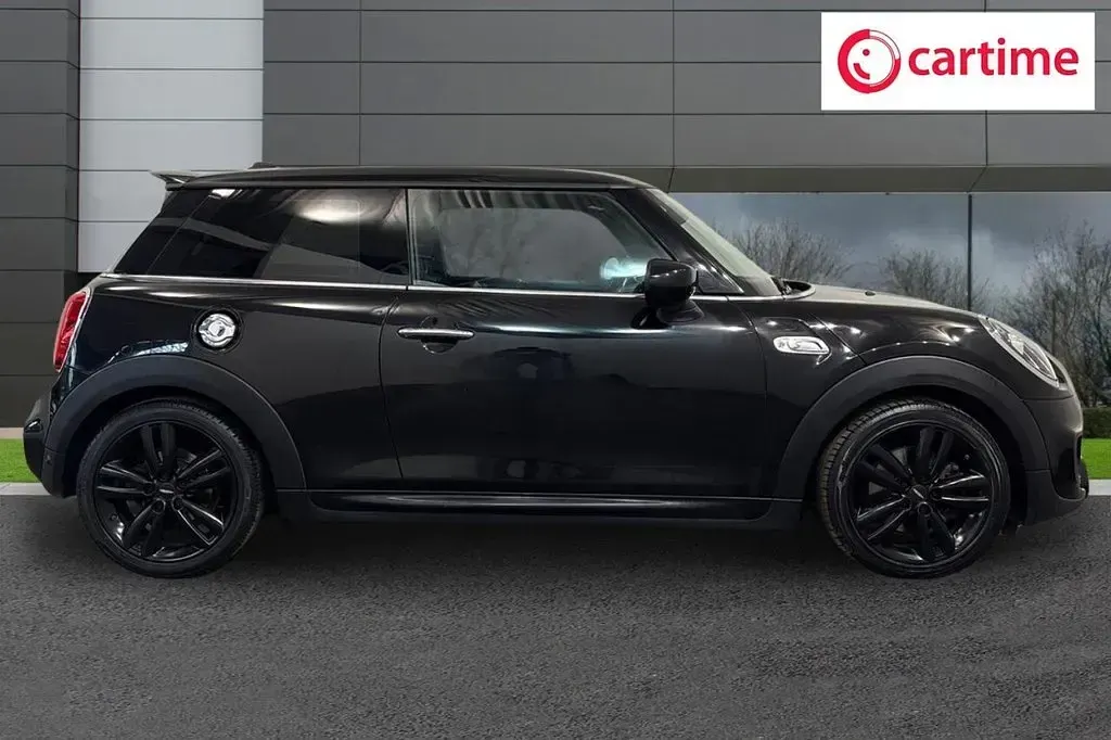 Used Mini Cooper S Hatch 192 HP (141 kW) 2019 Black Hatchback