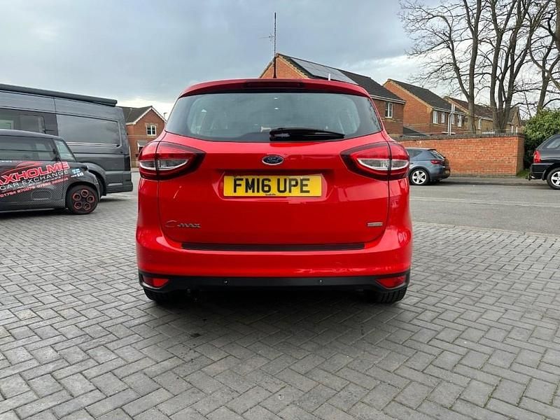 Used Ford C-MAX Titanium 125 HP (91 kW) 2016 Red MPV