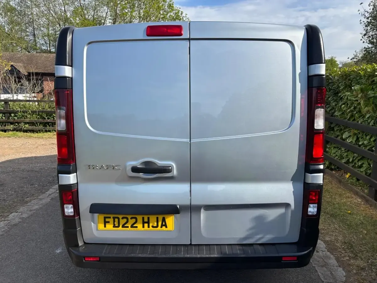 Used Renault Trafic Business 2022 Grey MPV