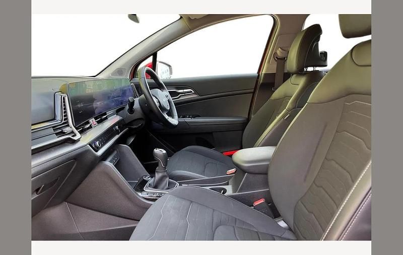 Used Kia Sportage 148 HP (108 kW) 2023 Red SUV