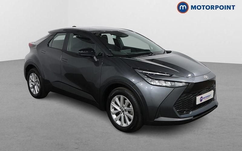 Used 2025 Toyota C-HR SUV | £21,599 (Super price) - Image 1/4