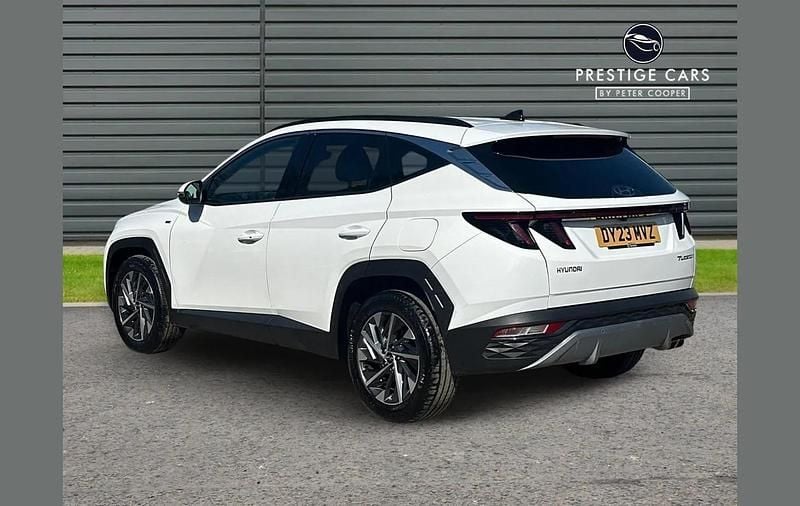 Usado Hyundai Tucson Premium 230 CV (169 kW) 2023 Blanco SUV