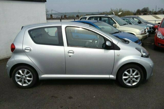 Used Toyota Aygo 67 HP (49 kW) 2008 Hatchback