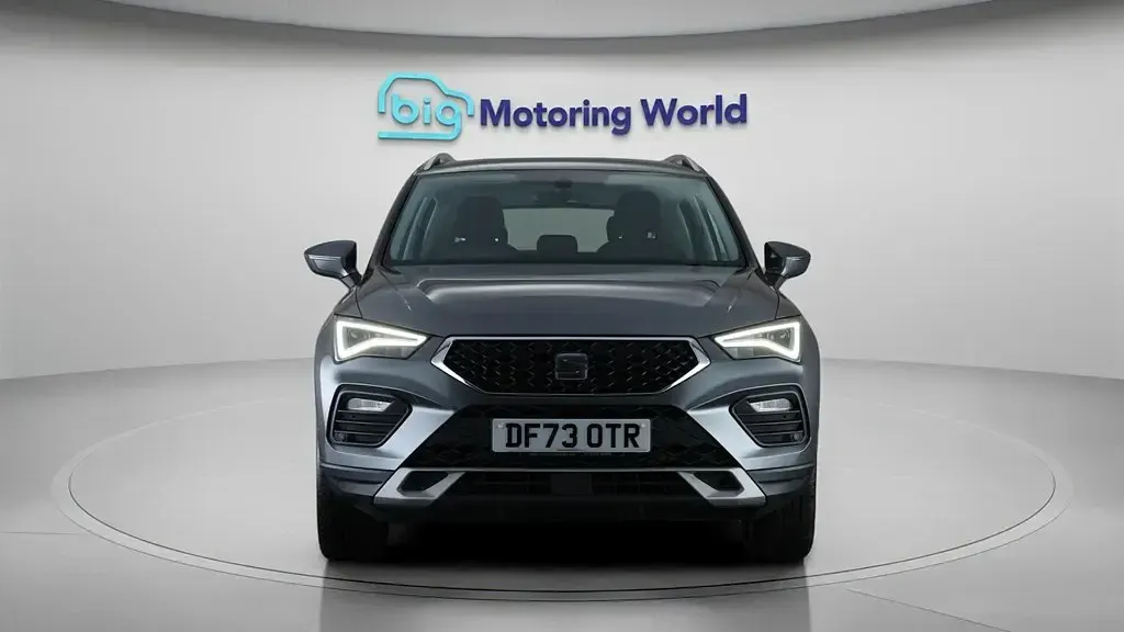 Begagnad Seat Ateca SE Technology 150 HK (110 kW) 2023 Grå SUV