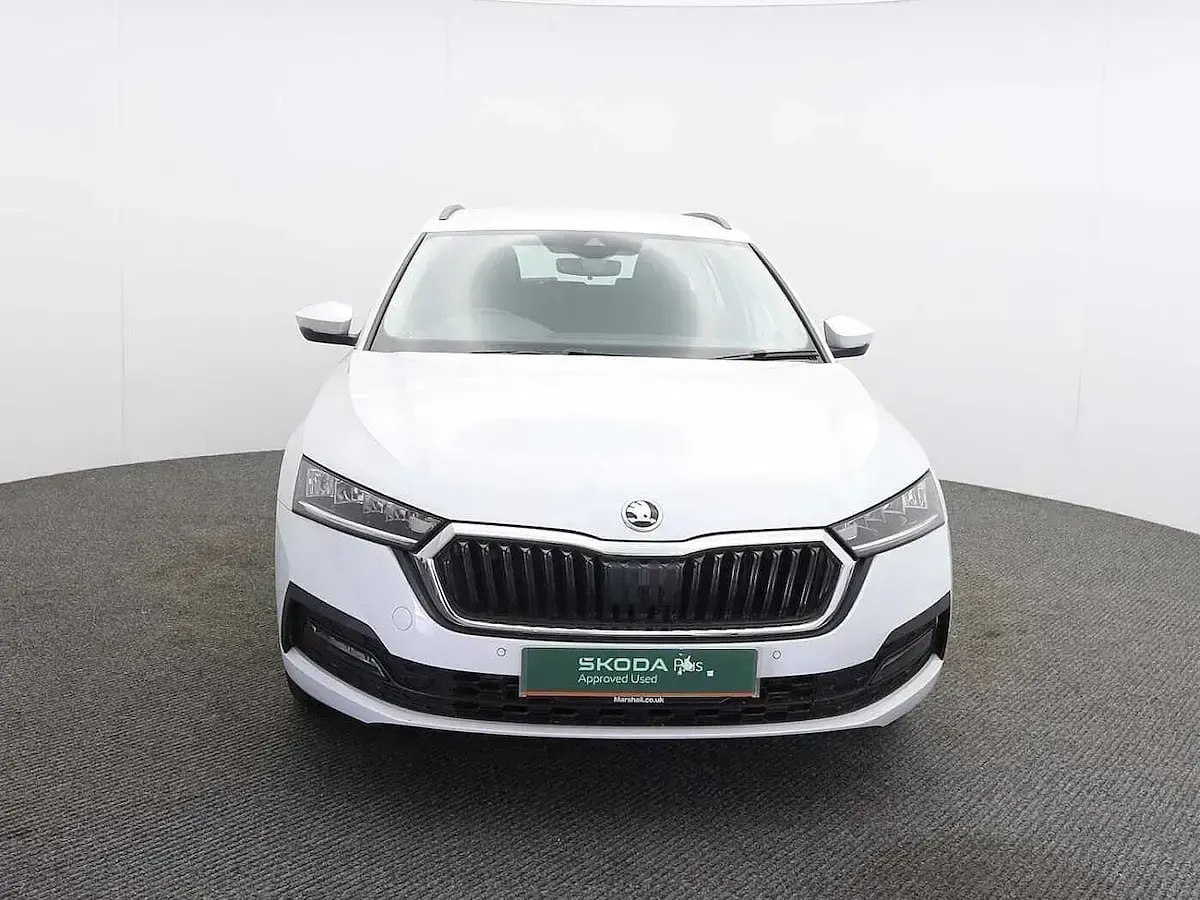 Used Skoda Octavia SE Technology 150 HP (110 kW) 2024 White Estate