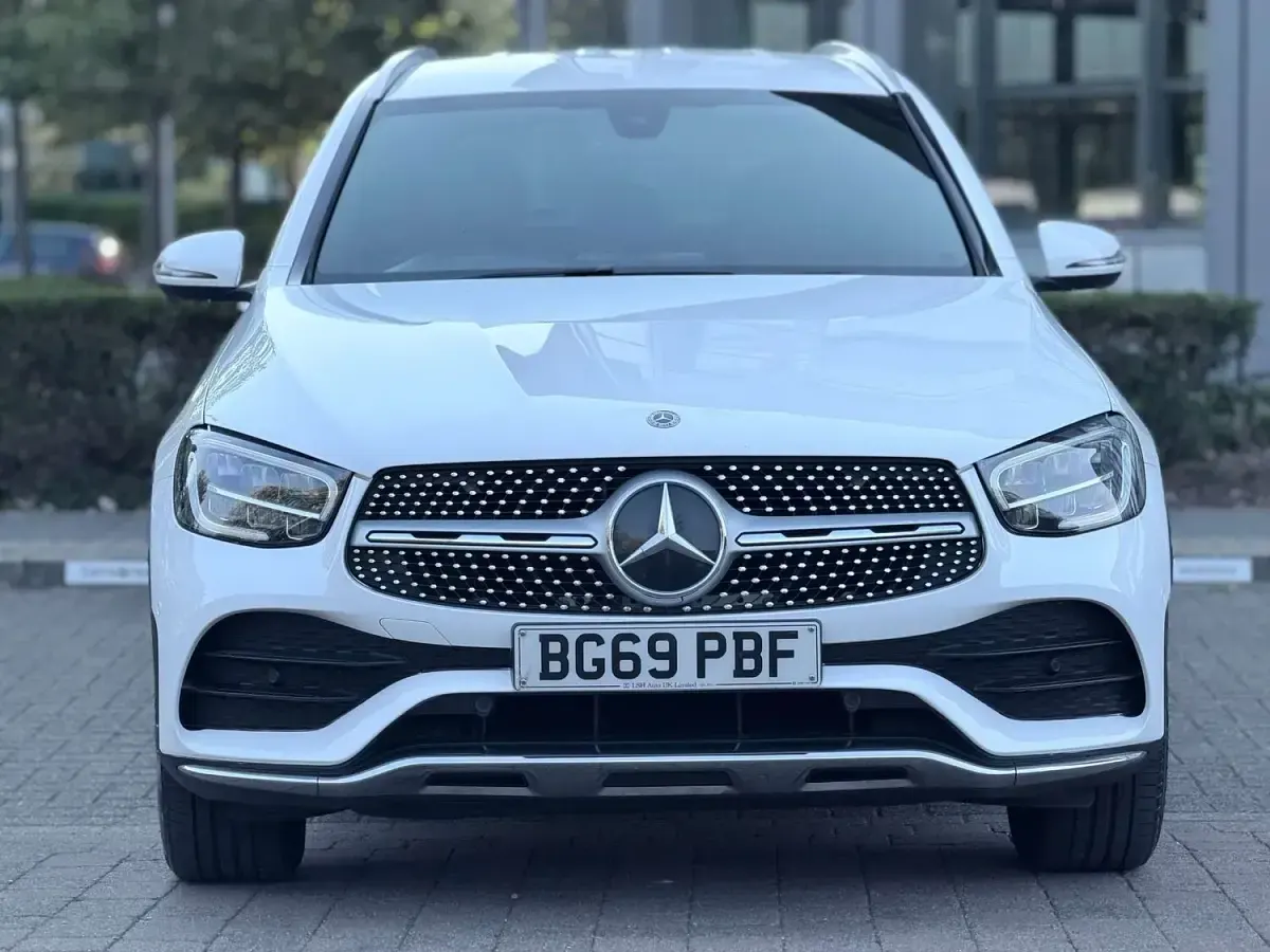 Used Mercedes GLC220 AMG line 194 HP (142 kW) 2019 White SUV