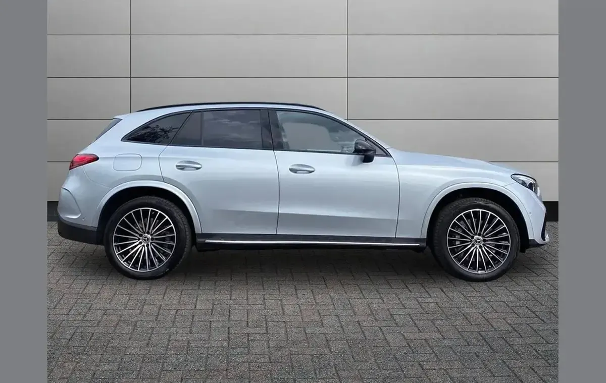 Used Mercedes GLC300 AMG line 309 HP (227 kW) 2025 High tech silver SUV