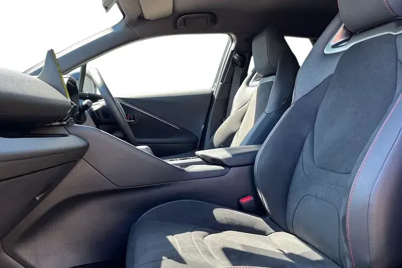 Used Toyota C-HR Sport 223 HP (164 kW) 2025 Other SUV