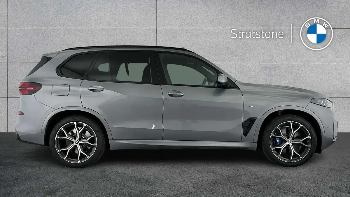 Nowe BMW X5 M Sport 482 KM (354 kW) 2026 Szary SUV
