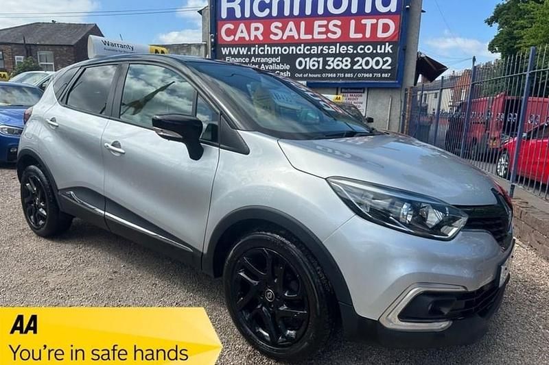 Silver/black Used 2019 Renault Captur Iconic SUV | £7,995 (Fair price) - Image 1/1
