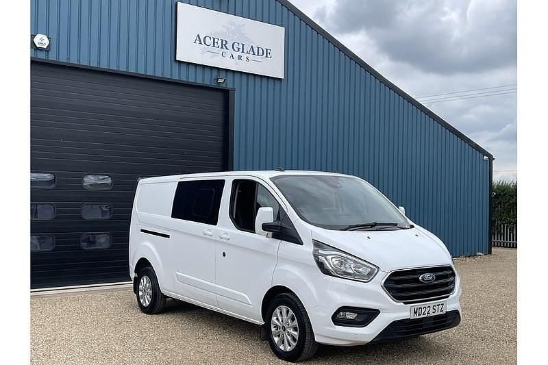 Frozen white (solid colour) Used 2022 Ford Transit Custom Limited Estate | £18,690 (Fair price) - Image 1/4