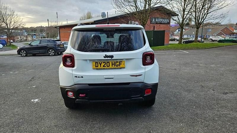 Used Jeep Renegade Trailhawk 170 HP (125 kW) 2020 White SUV