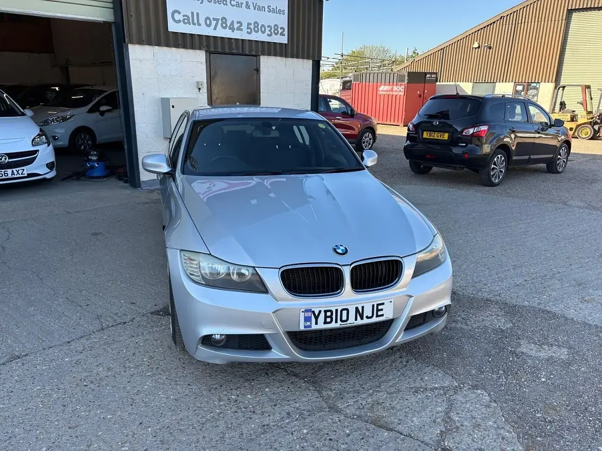 Used BMW 318 M Sport 2010 Silver Sedan