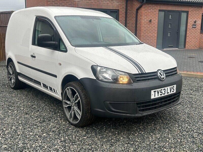 White Used 2012 VW Caddy MPV | £3,995 (Good price) - Image 1/4