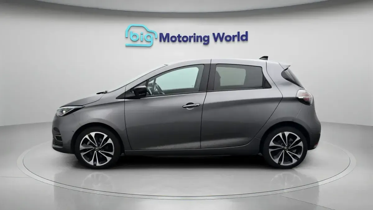 Used Renault Zoe Iconic 100 kW (136 HP) 2022 Grey Hatchback