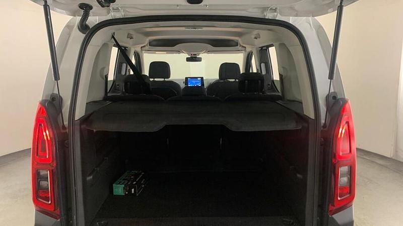 Used Citroën e-Berlingo XTR 98 kW (134 HP) 2023 White MPV