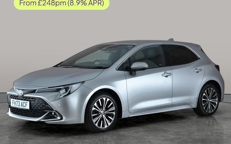 Used Toyota Corolla Design 140 HP (102 kW) 2026 Hatchback