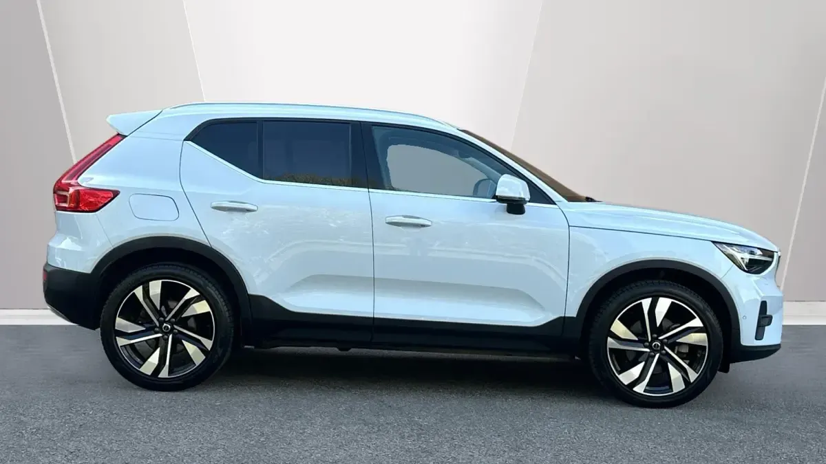 Usado Volvo XC40 Ultra 197 HP (144 kW) 2025 SUV