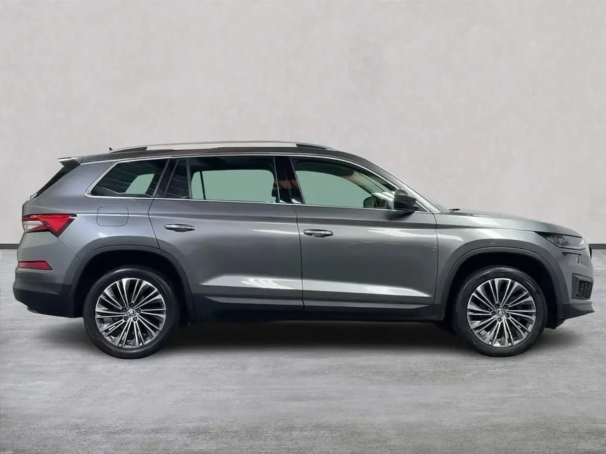 Used Skoda Kodiaq SE L Executive 150 HP (110 kW) 2023 Grey SUV