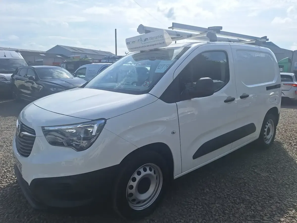 Used Vauxhall Combo Edition 2019 White MPV