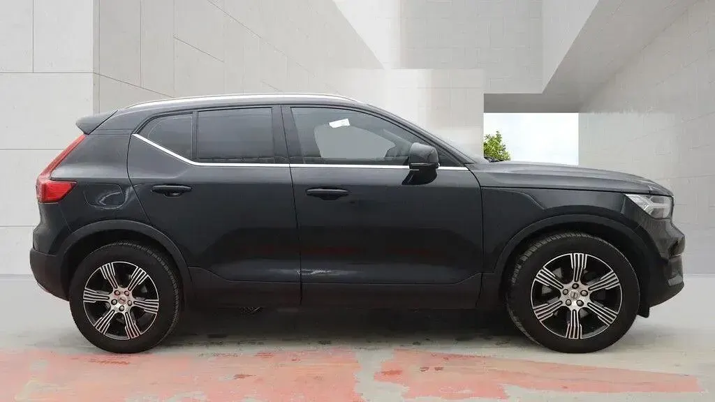 Used Volvo XC40 Inscription 2019 Black SUV