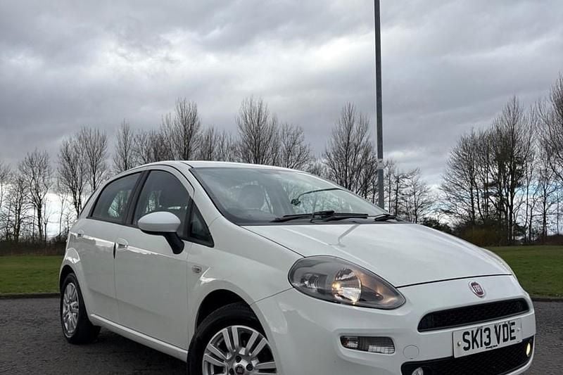 Used Fiat Punto Easy 2013 White Hatchback