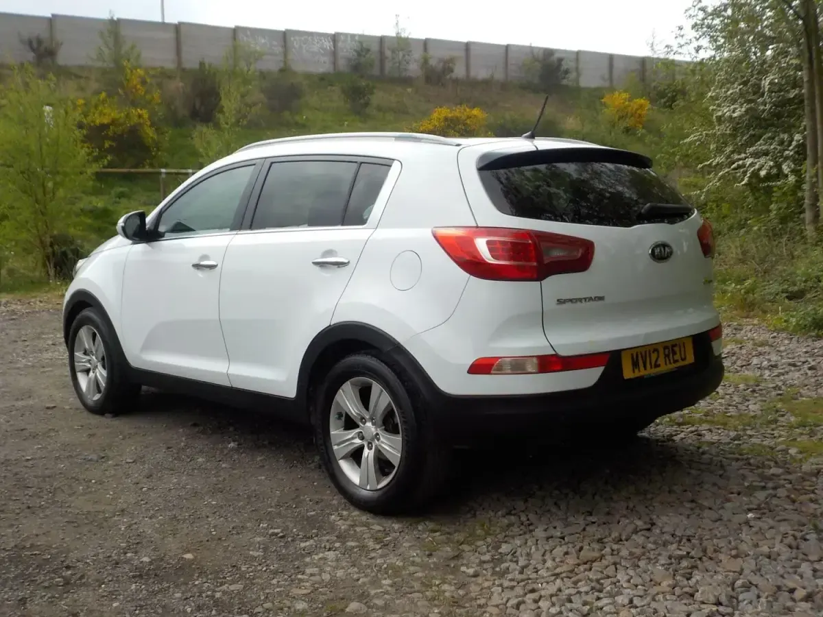 Begagnad Kia Sportage 115 HK (84 kW) 2012 Vit SUV