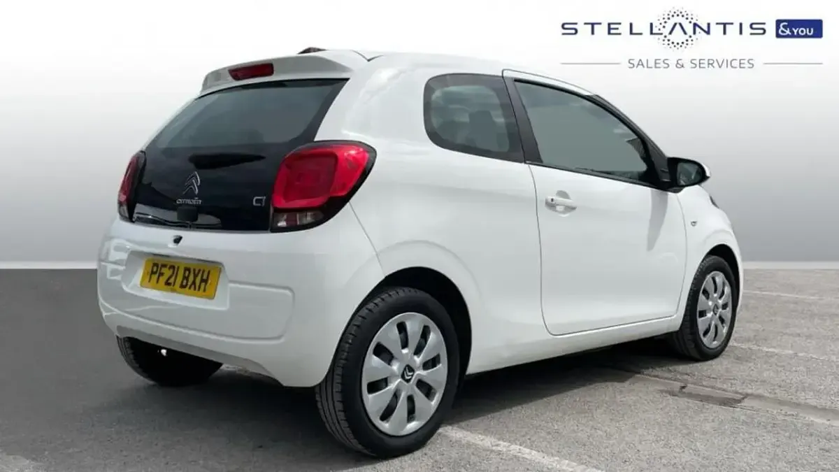Usado Citroën C1 71 HP (52 kW) 2021 Branco Citadino