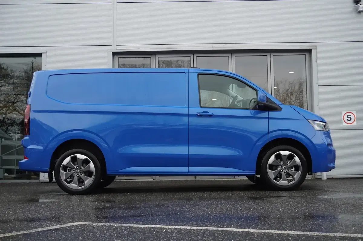 Used VW T7 Pro 2026 Blue Van