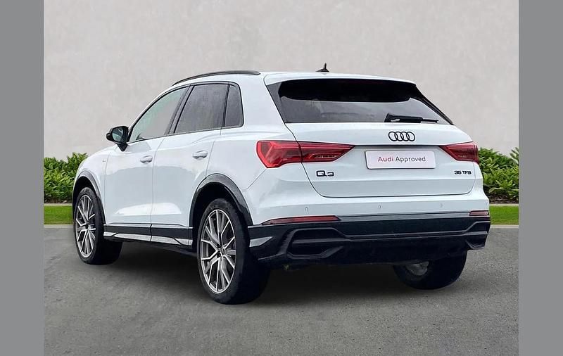 Used Audi Q3 Black Edition 147 HP (108 kW) 2025 White SUV