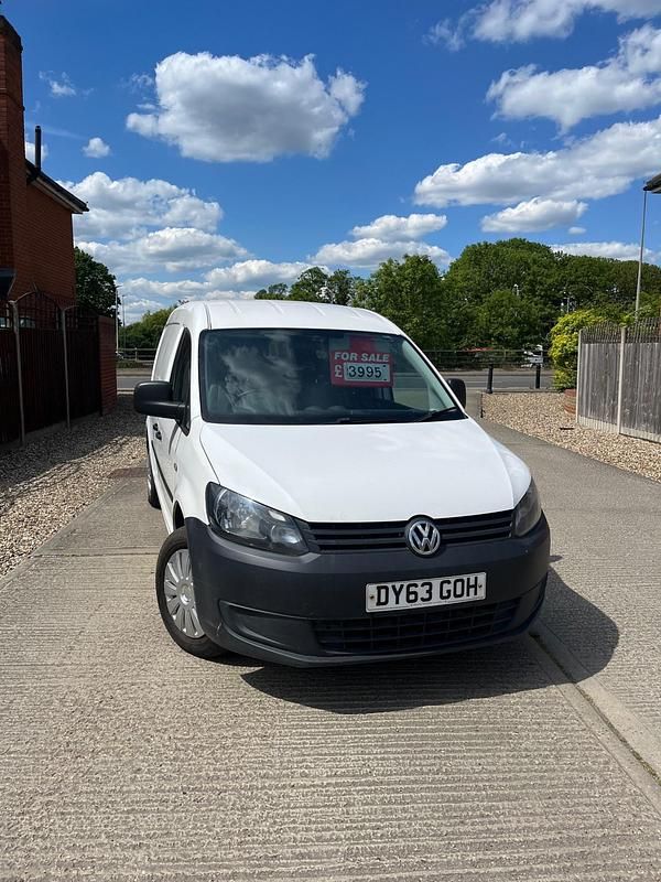 Used VW Caddy Startline 102 HP (75 kW) 2013 White MPV