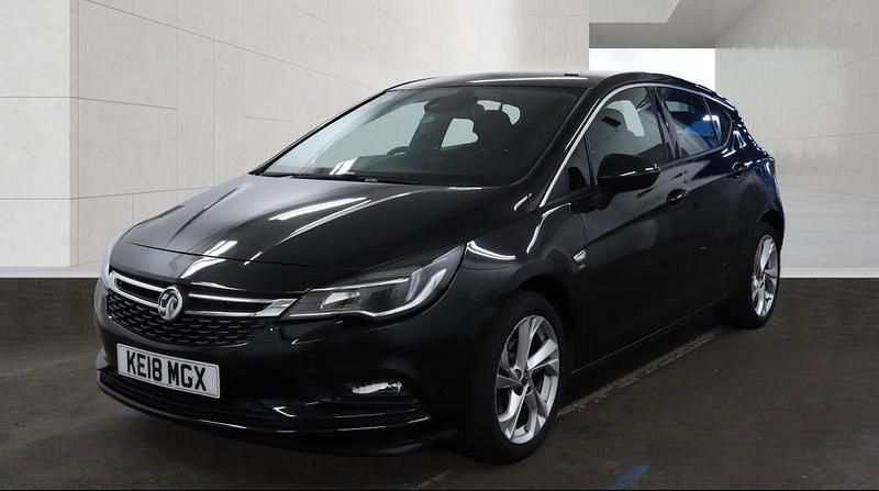 Used Vauxhall Astra SRi 150 HP (110 kW) 2018 Black Hatchback