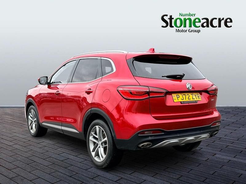 Used MG HS Exclusive 162 HP (119 kW) 2023 Red SUV