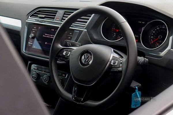 Used VW Tiguan SEL 150 HP (110 kW) 2019 Grey SUV