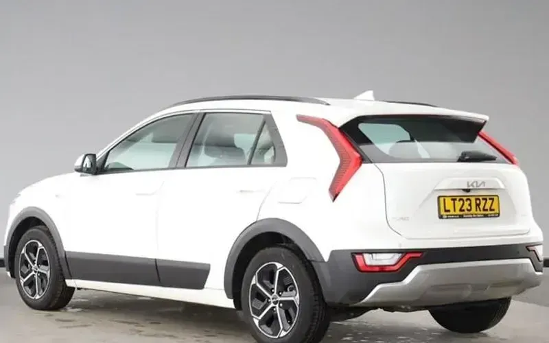 Used Kia Niro 141 HP (103 kW) 2023 White SUV
