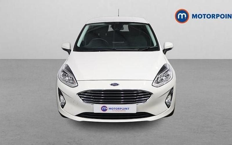 Used Ford Fiesta Titanium 95 HP (69 kW) 2021 White Hatchback