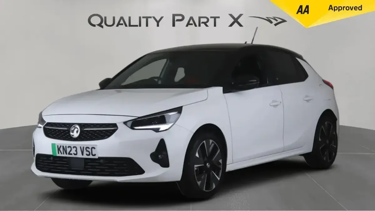 Used Vauxhall Corsa-e 100 kW (136 HP) 2023 White Hatchback