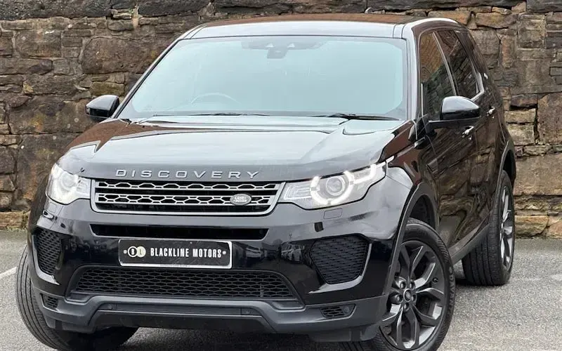 Used Land Rover Discovery 5 Landmark 179 HP (131 kW) 2019 Black SUV