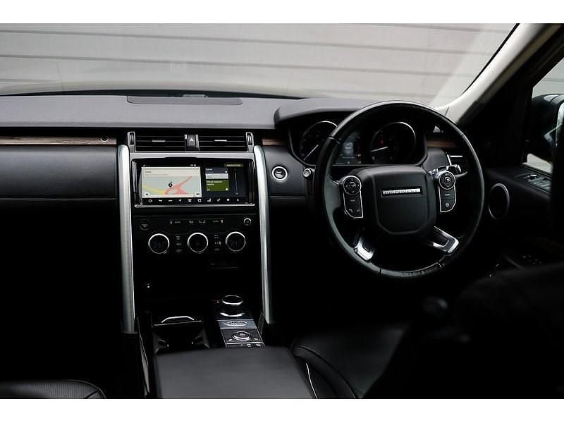 Used Land Rover Discovery 5 HSE Luxury 2017 Black SUV