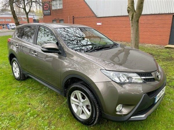 Beige Used 2014 Toyota RAV4 SUV | £9,998 (A bit pricey) - Image 1/1