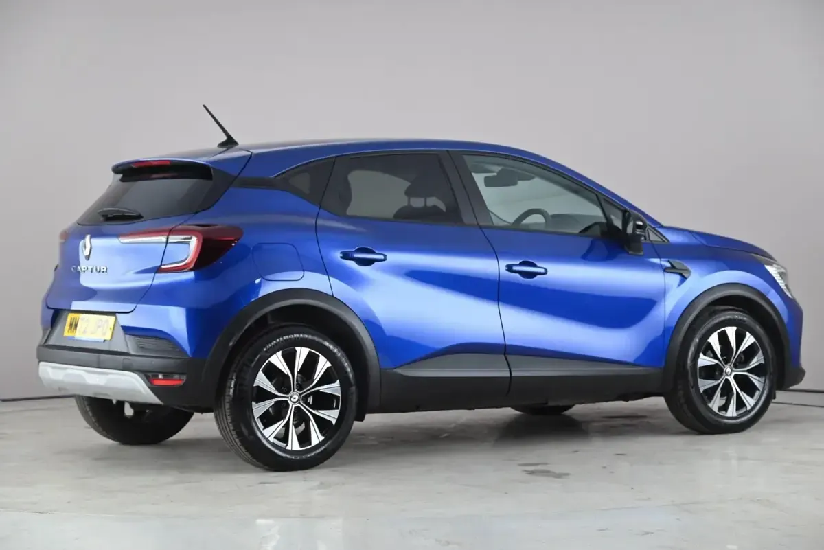 Second-hand Renault Captur Evolution 2022 Albastru SUV