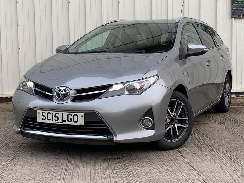 Used Toyota Auris Hybrid 2015 Grey Estate