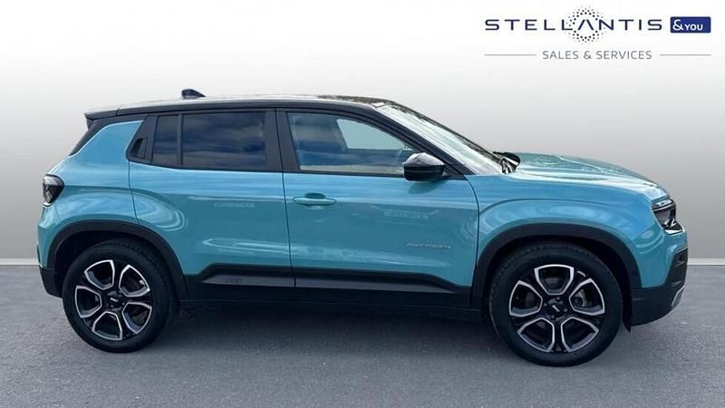 Used 2024 Jeep Avenger EV Summit SUV | £19,745 (Fair price) - Image 1/4
