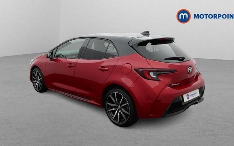 Used Toyota Corolla Sport 140 HP (102 kW) 2024 Red/black Hatchback