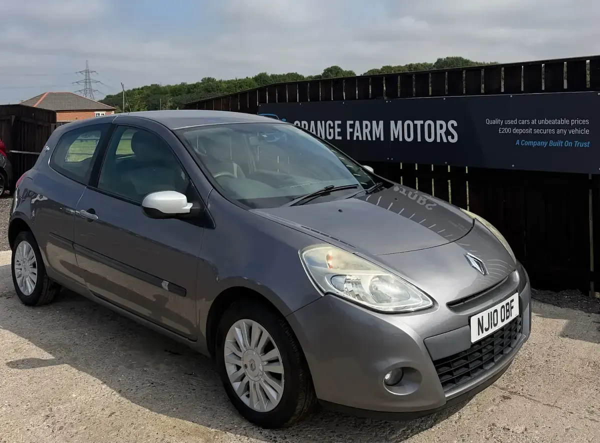 Used Renault Clio 2010 Grey Hatchback